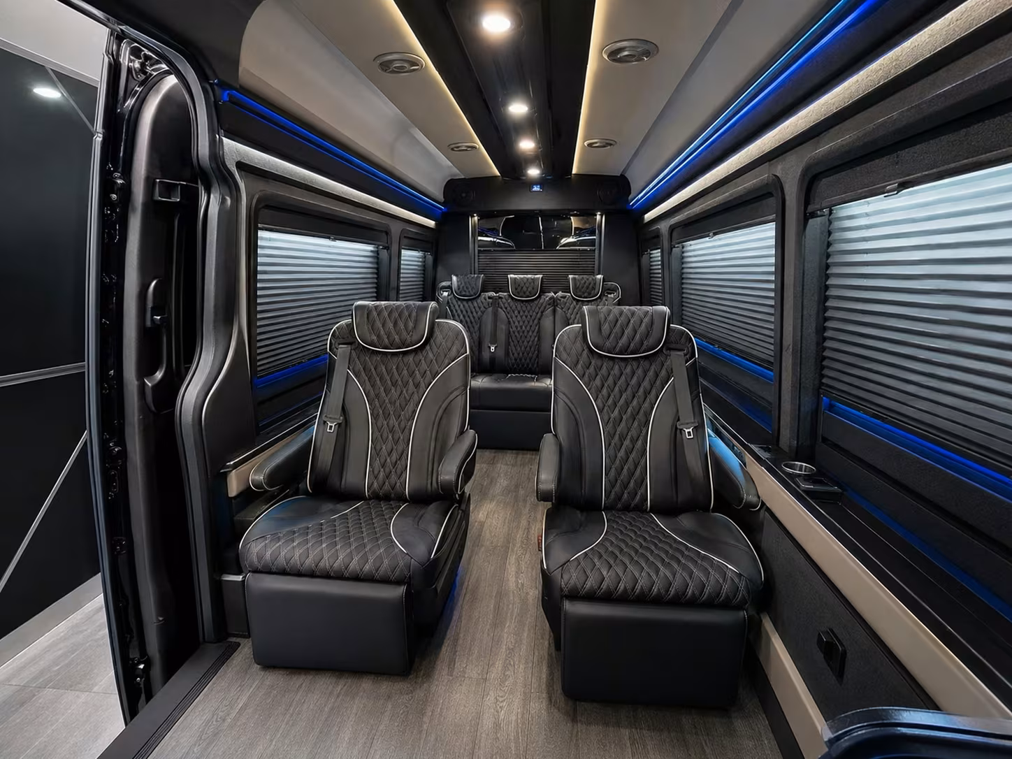 mesquite bus rentals for dfw and love field airport transfers