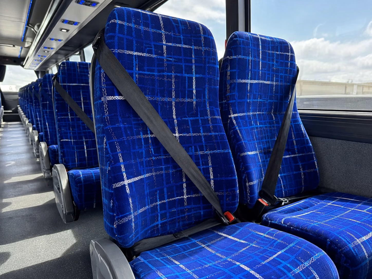 mesquite charter buses for defense contractors and federal agencies